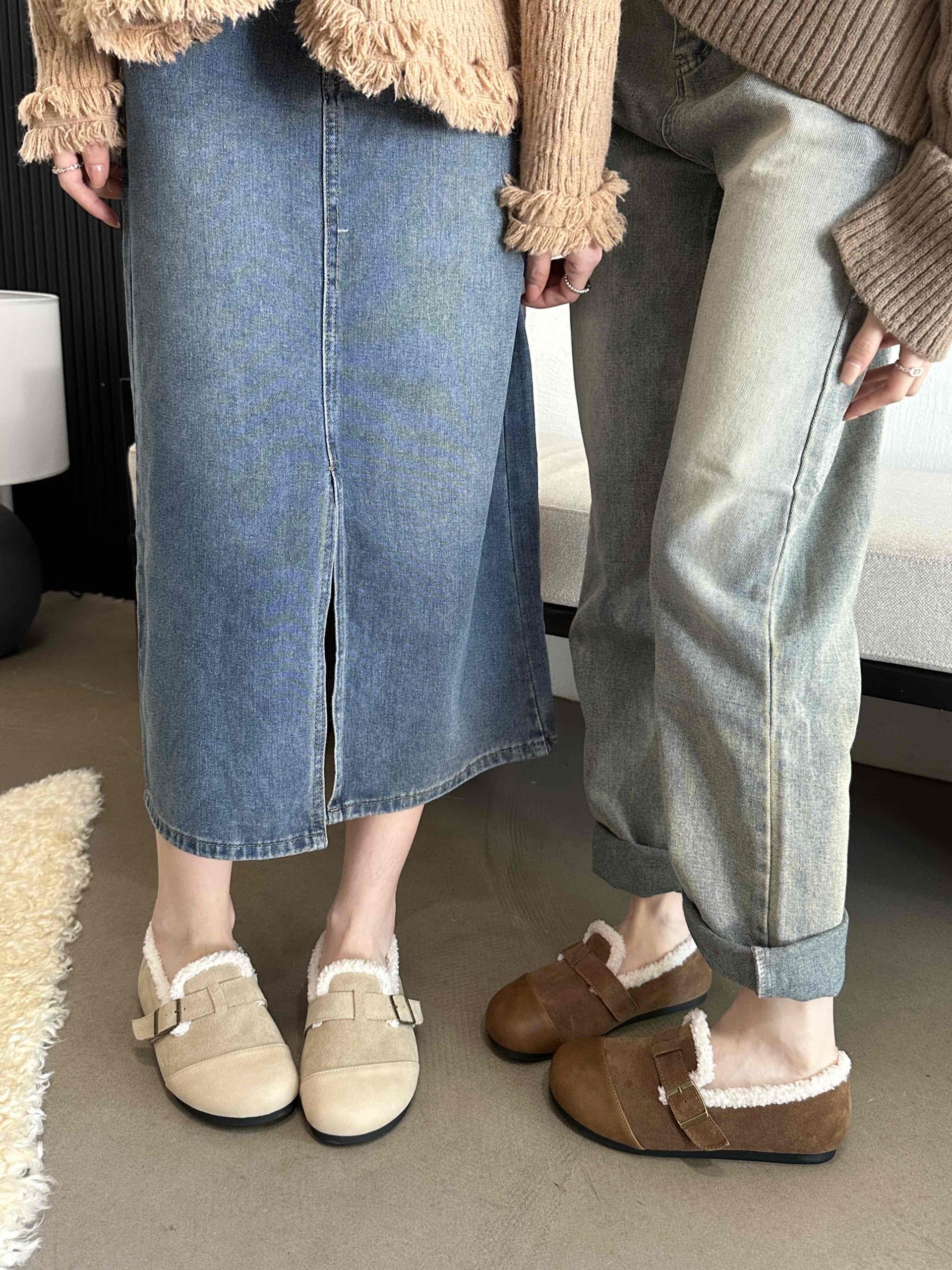 SIZHUONI Women's Furry Loafer Shoes 2024 New Winter Warm Lined Retro Genuine Leather Flat Casual Shoes - Image 3