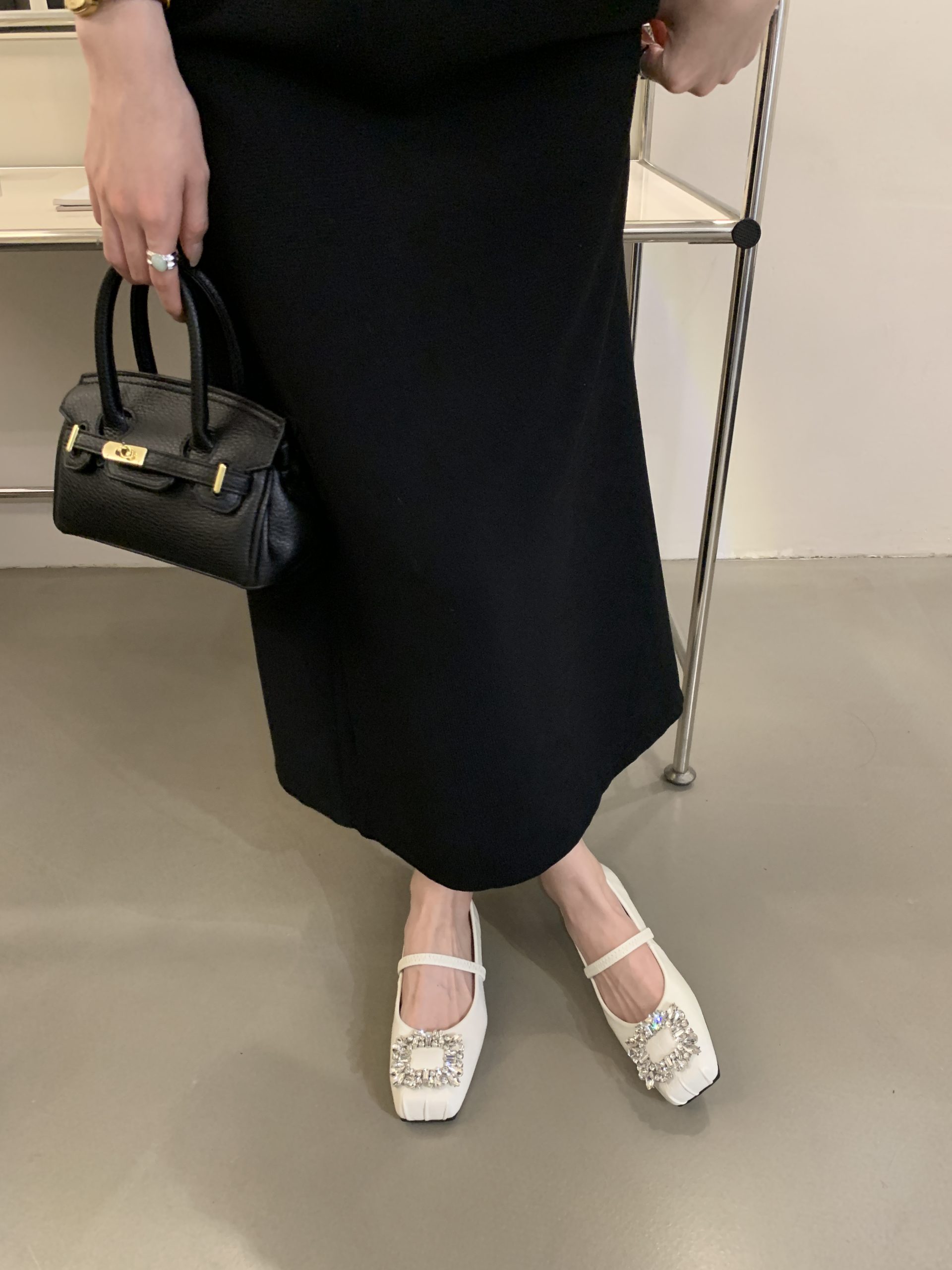 2025 Spring New Square Toe Flat Shoes for Women Comfortable Slip-On with Rhinestone Buckle Fashion Casual - Image 2